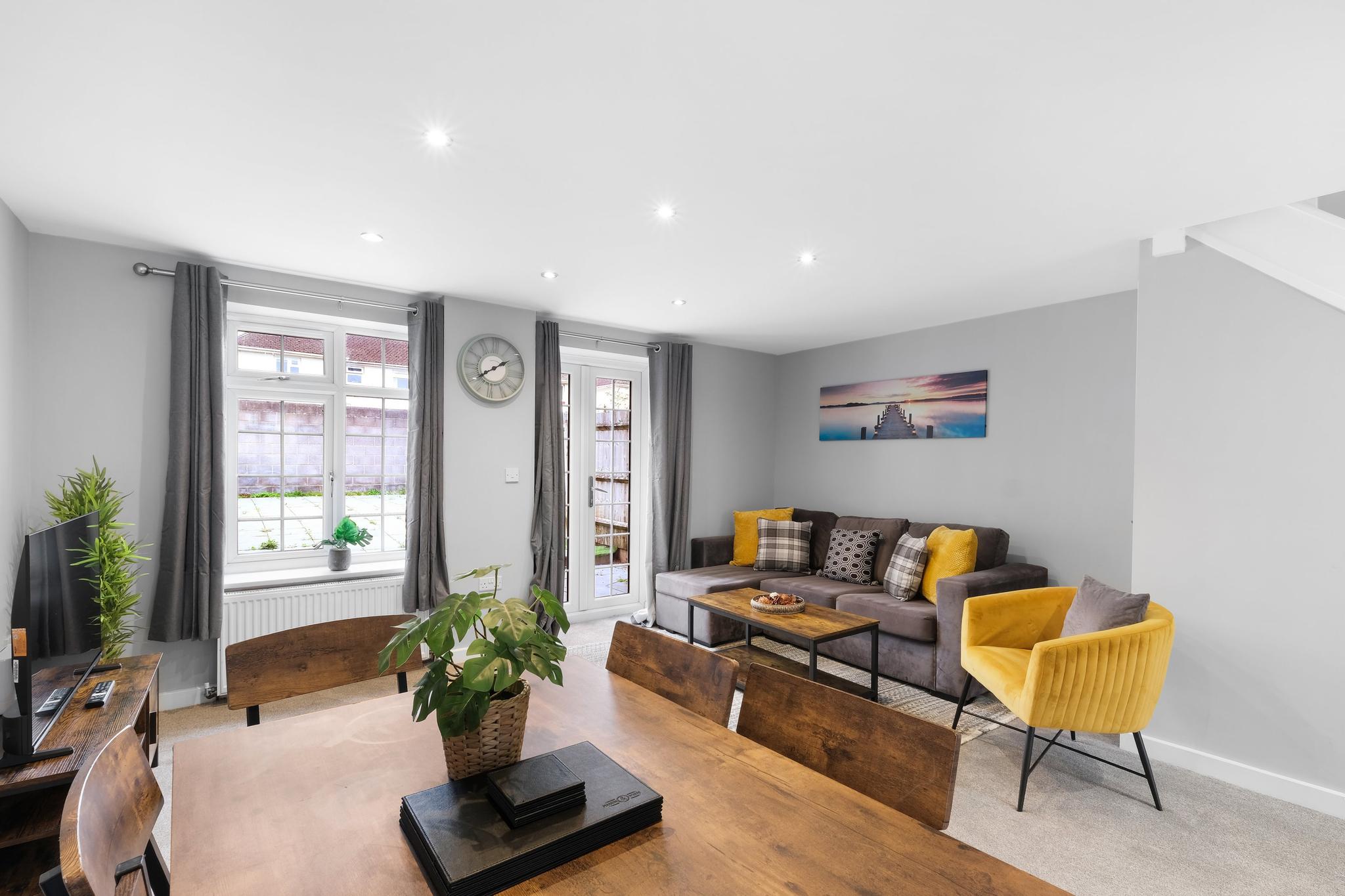 Dudley Gardens 3 Bedroom 1 Bathroom House3