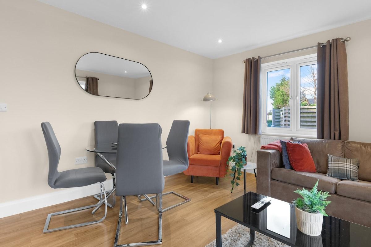 Heathrow Living Apartments by 360 Stays - Apt 012