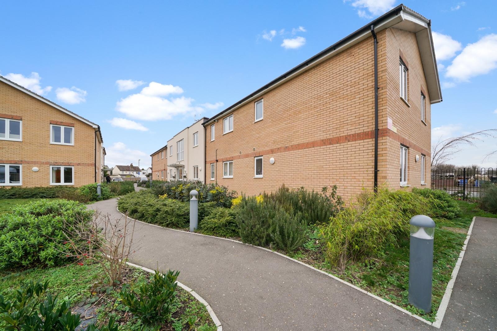 Heathrow Living 2BDR 2BA Apt by 360 Stays - Apt 063